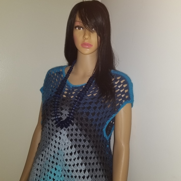 Crochet top - Picture 3 of 9